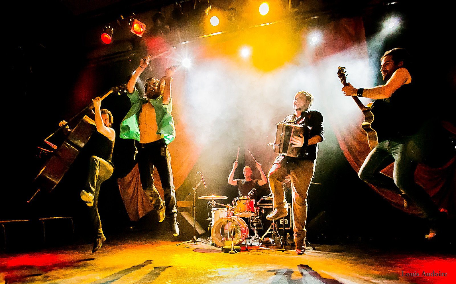 14 décembre Concert des ateliers et bal Folk.